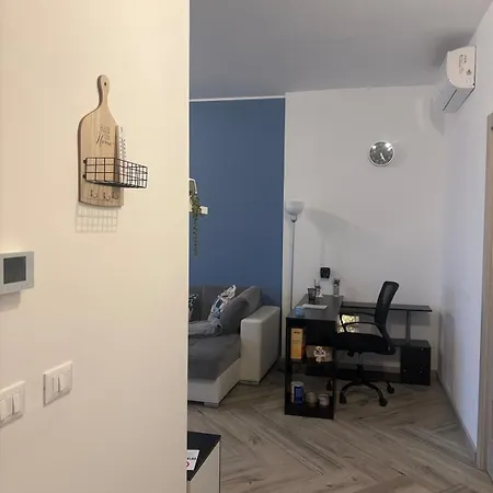 Pella House דירה *