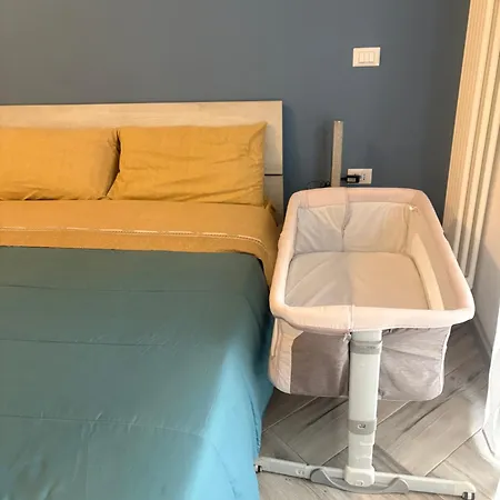 Pella House Apartament Airasca